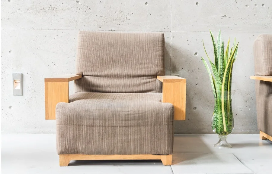 Armrest Chairs
